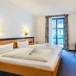 Ruegenschmiede Vis A Vis Hiddensee 3* 沙普罗德