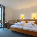 Zur Alten Schmiede 3* Schaprode