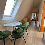 酒店 Ruegenschmiede Vis A Vis Hiddensee 3*