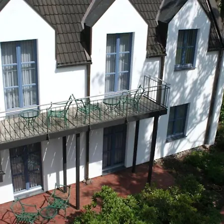 Ruegenschmiede Vis A Vis Hiddensee Hotel 3*