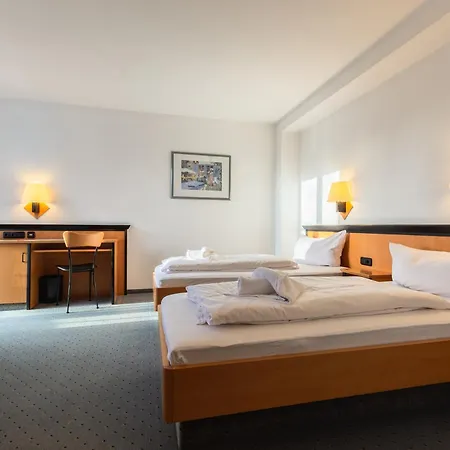 Ruegenschmiede Vis A Vis Hiddensee Hotel 3*