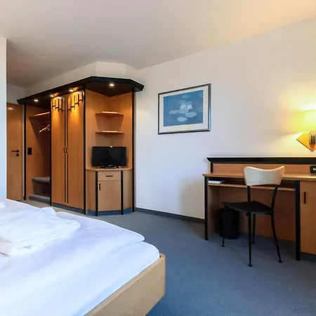 Ruegenschmiede Vis A Vis Hiddensee 3*