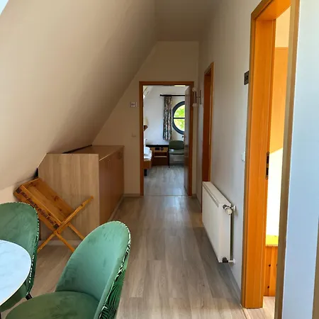 Ruegenschmiede Vis A Vis Hiddensee Hotel Schaprode