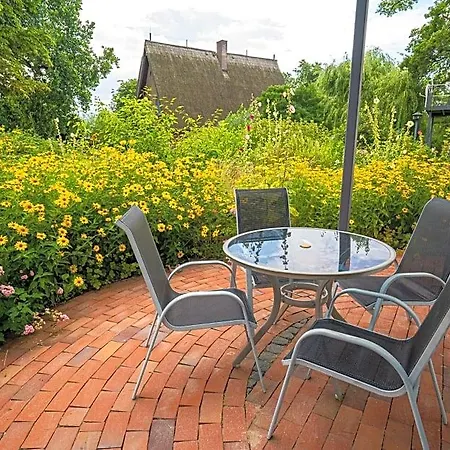 Ruegenschmiede Vis A Vis Hiddensee Szálloda 3*