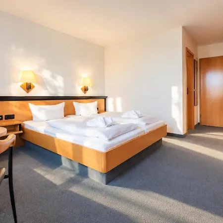 Ruegenschmiede Vis A Vis Hiddensee 3*