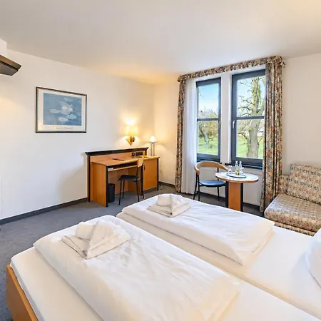 Ruegenschmiede Vis A Vis Hiddensee Hotel Schaprode