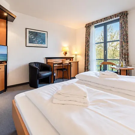 Ruegenschmiede Vis A Vis Hiddensee Hotel Schaprode