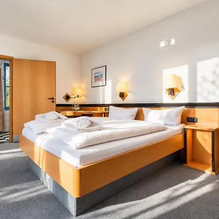Ruegenschmiede Vis A Vis Hiddensee 3* Schaprode